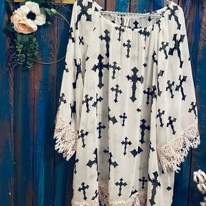 NWOT Chiffon Crochet Tunic W/ Crosses XL